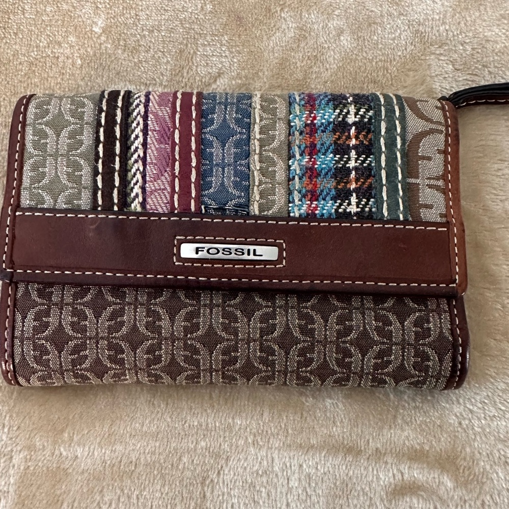 Fossil Multi-Colored Patchwork Trifold Style Wall… - image 3